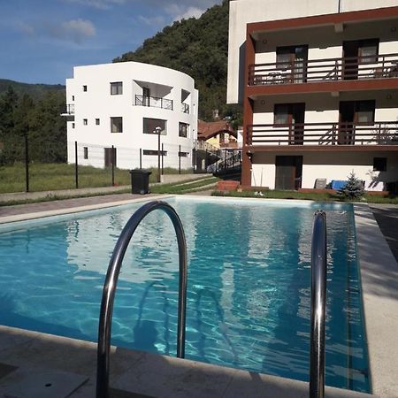 Vila Ovidiu 伯伊莱海尔库拉内 外观 照片